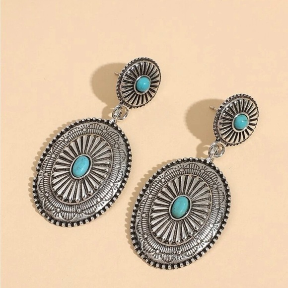 Cow Girl Turquoise Stone Silver Drop Earrings - Picture 6 of 14